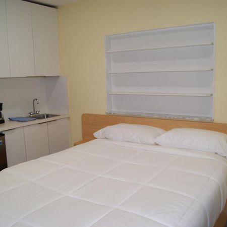 Private Studio Two Miles From Hard Rock Stadium 迈阿密花园 外观 照片